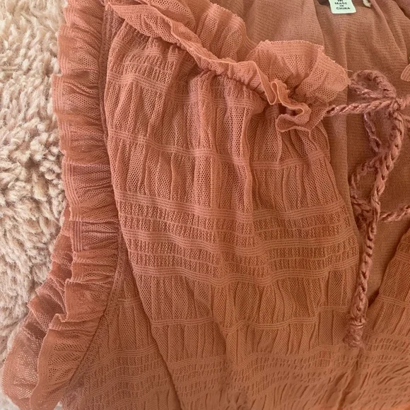 MAX STUDIO- size med - Sleeveless Top -women’s - Picture 4 of 6